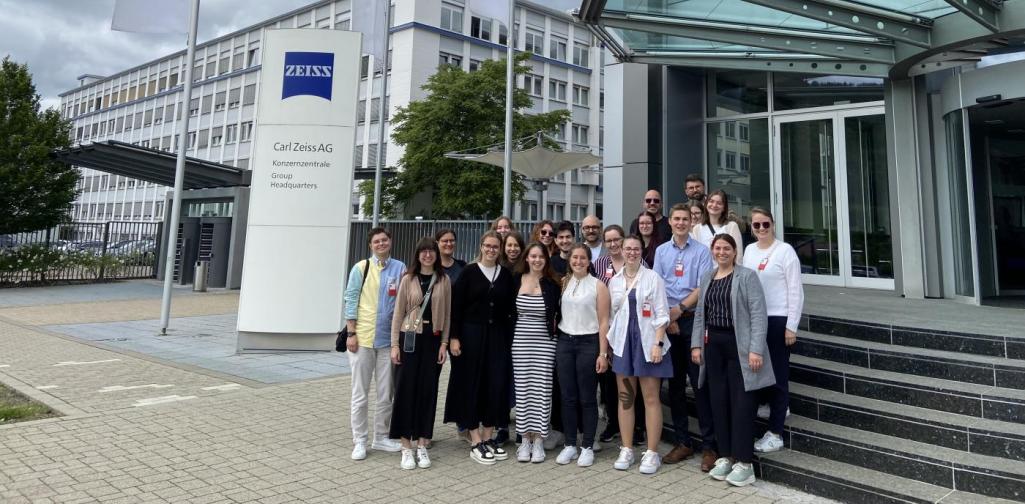 Gruppenfoto HTL Klasse ZEISS Ausflug